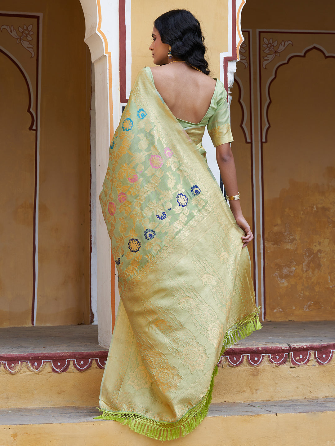 Light Green Banarasi Silk Woven Floral Design Saree with Unstitched Blouse Piece