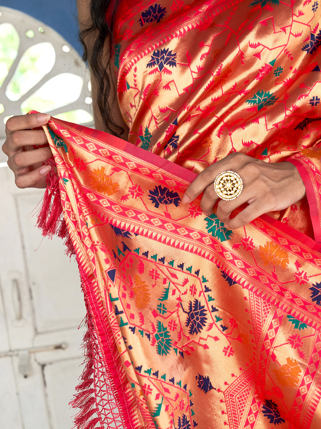 Pink Paithani Silk Woven Ethnic Motifs Saree with Unstitched Blouse Piece