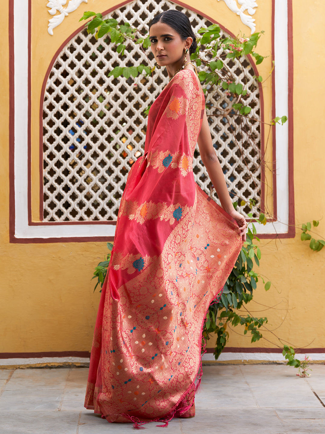 Pink Organza Woven Leheriya Saree with Unstitched Blouse Piece