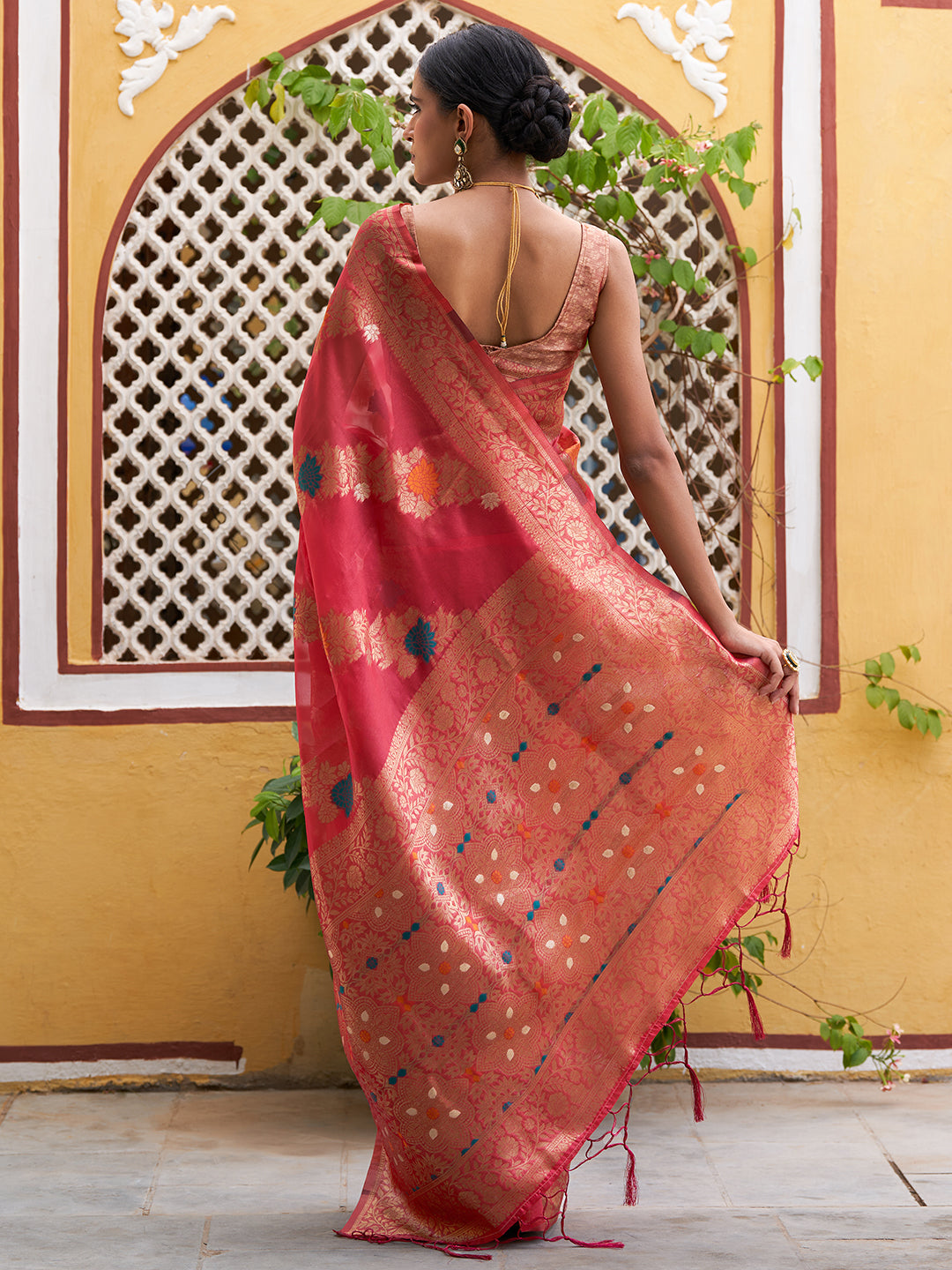 Pink Organza Woven Leheriya Saree with Unstitched Blouse Piece