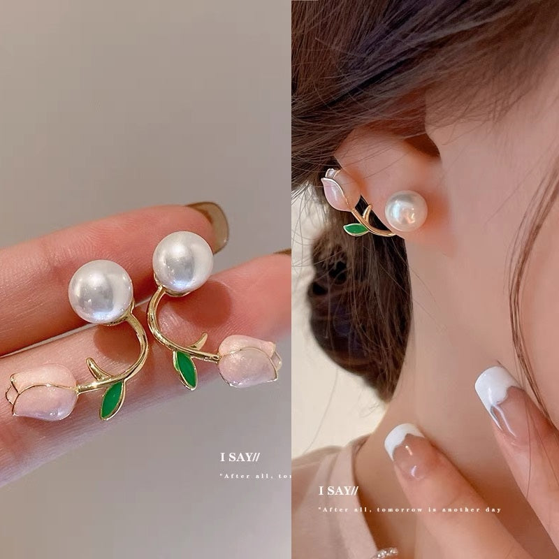 Womens Flower Tulip Pearl Gold Earrings