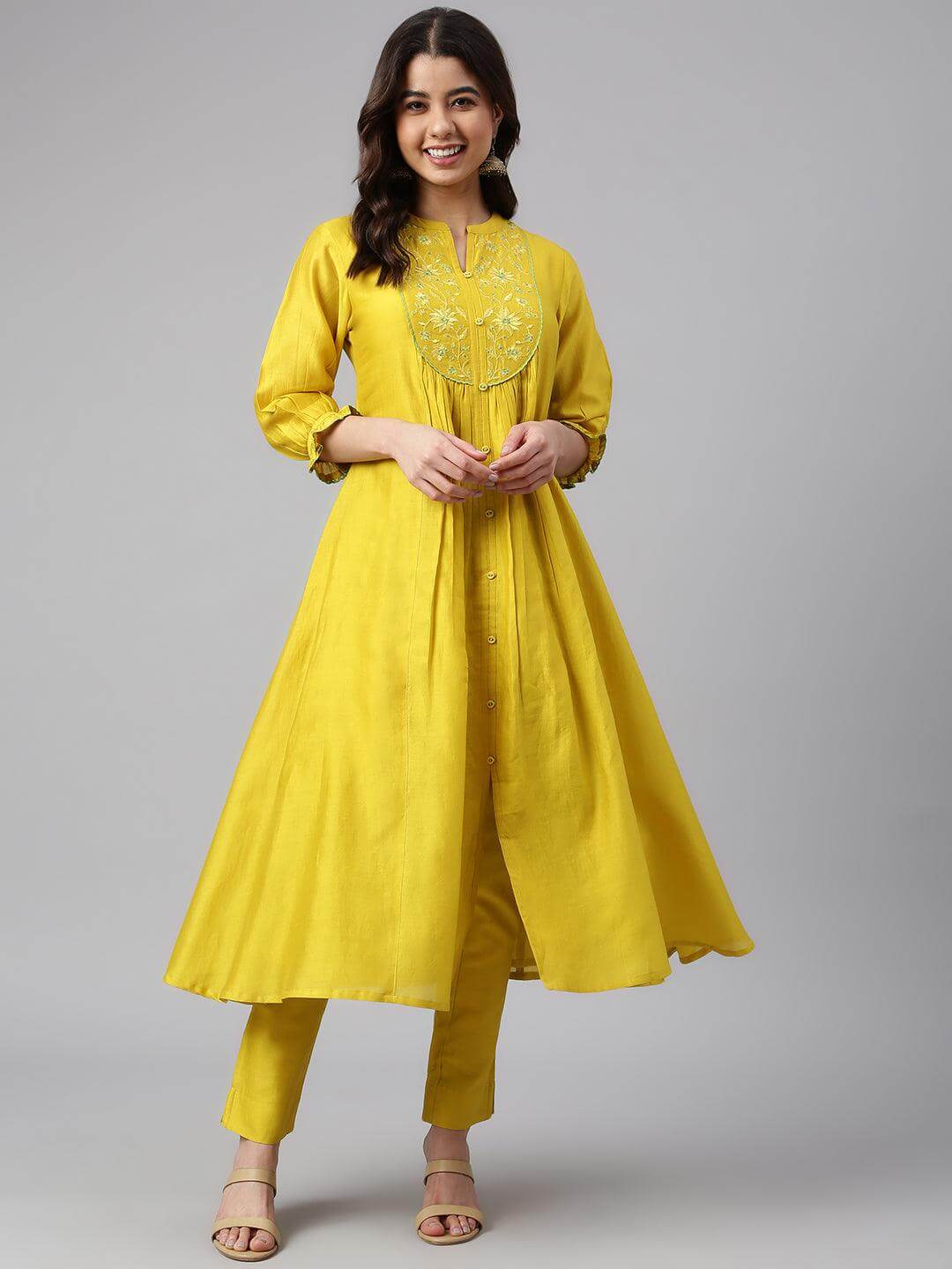Yellow Crepe Silk Solid Kurta with Pant