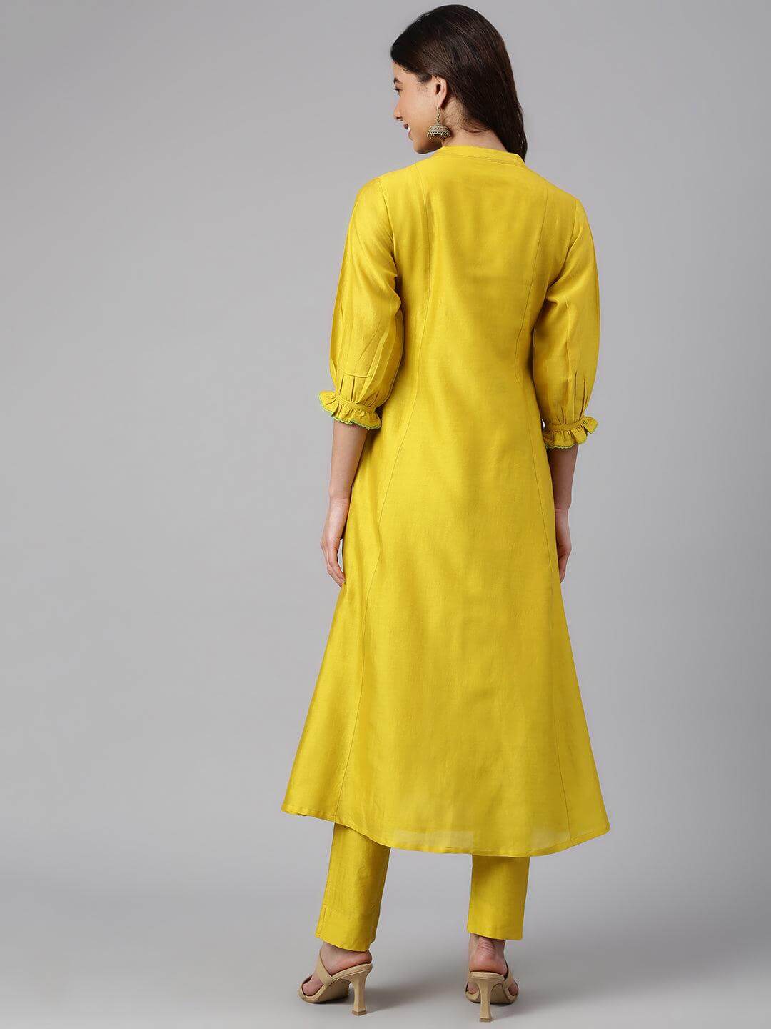 Yellow Crepe Silk Solid Kurta with Pant