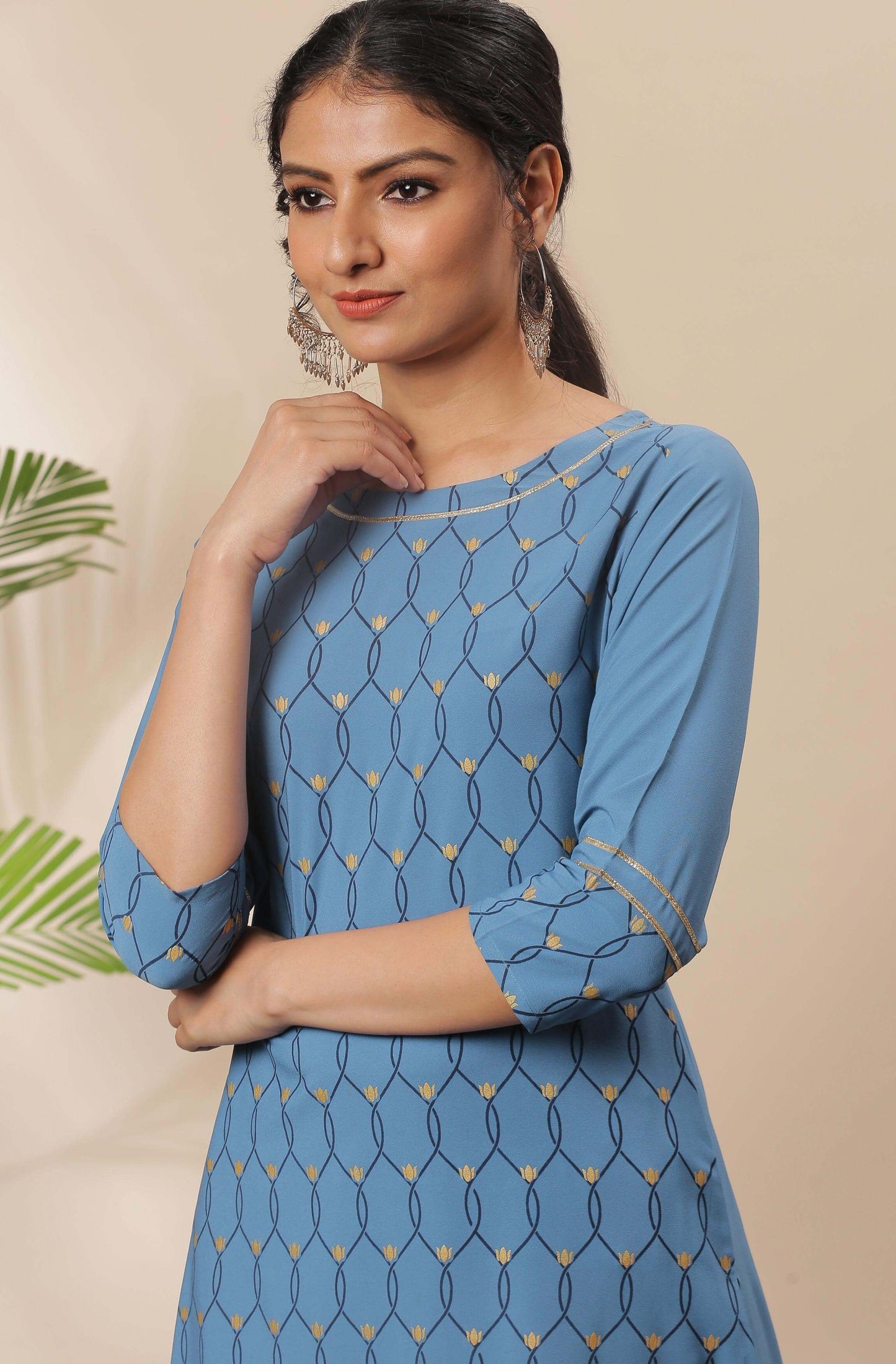 Blue Poly Crepe Ethnic Motifs Straight Kurta