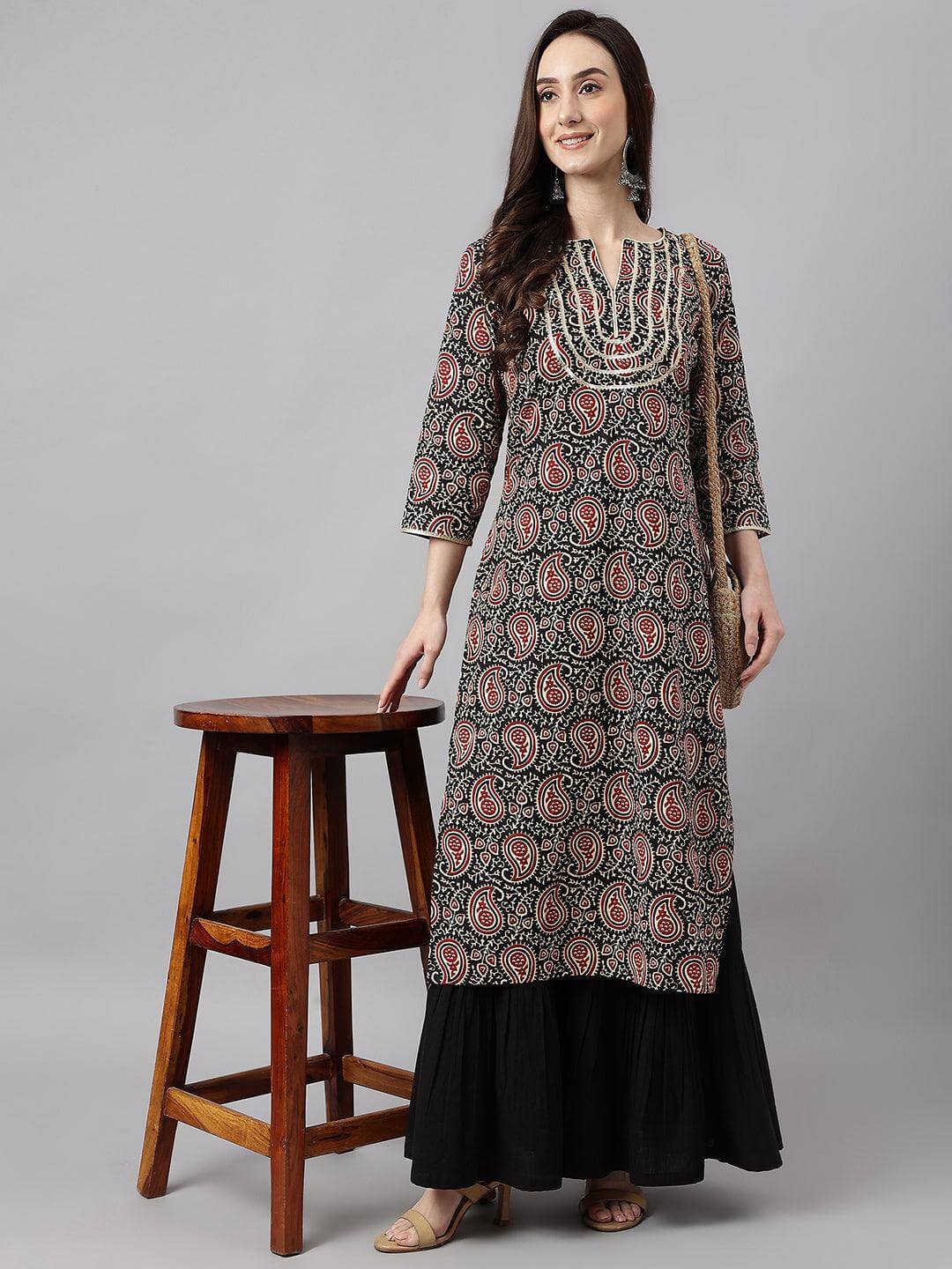 Women's Black Cotton Paisley Straight Kurta