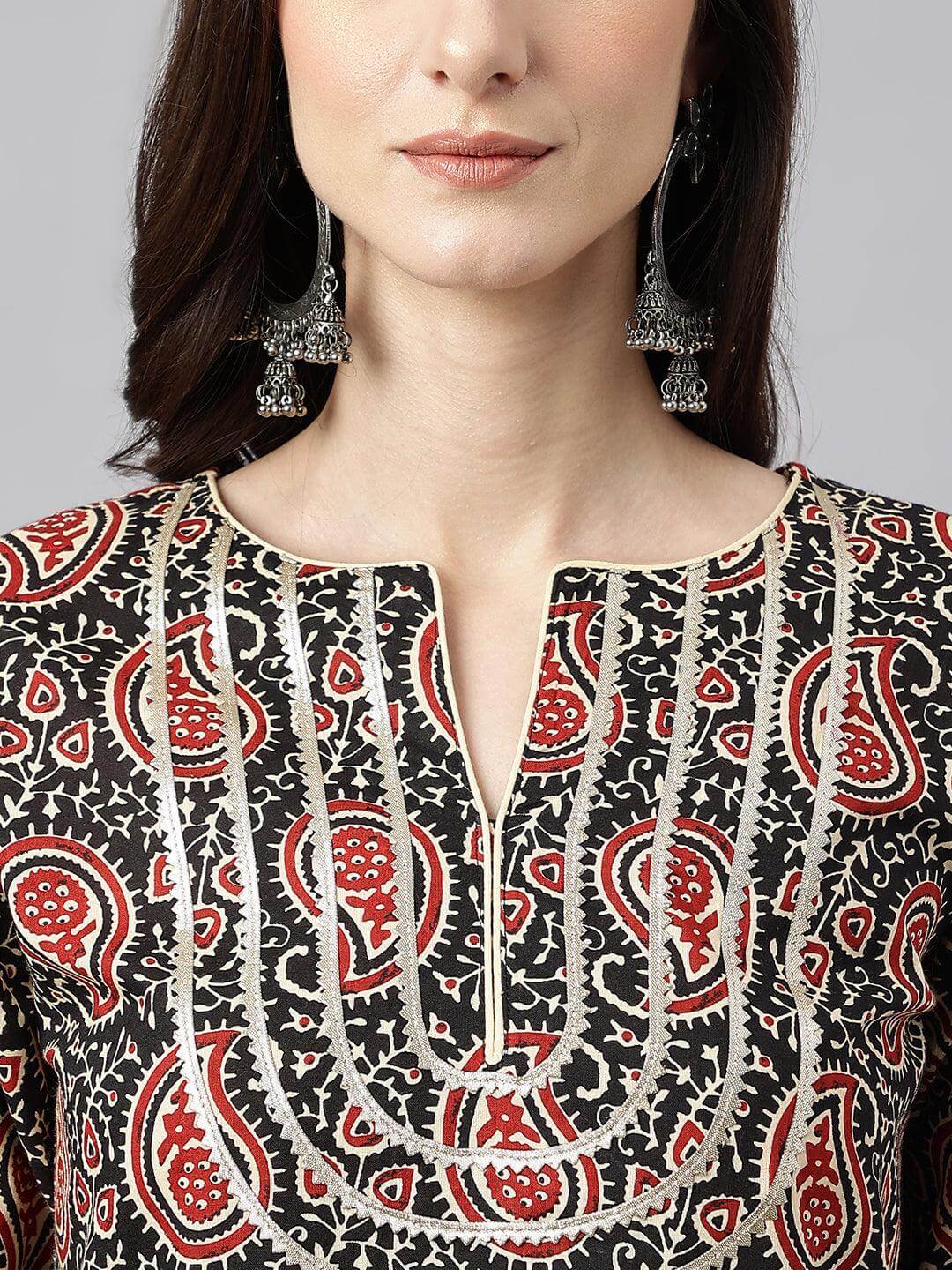 Women's Black Cotton Paisley Straight Kurta