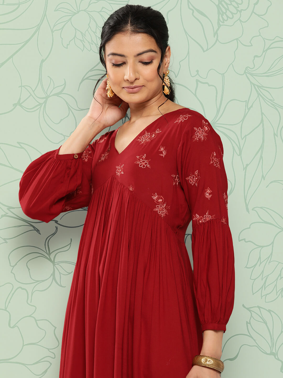 Maroon Rayon Solid Gathered Kurta