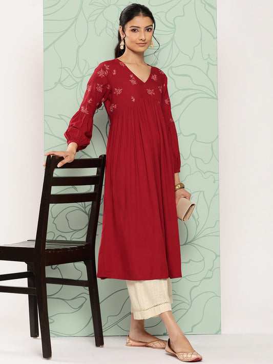 Maroon Rayon Solid Gathered Kurta