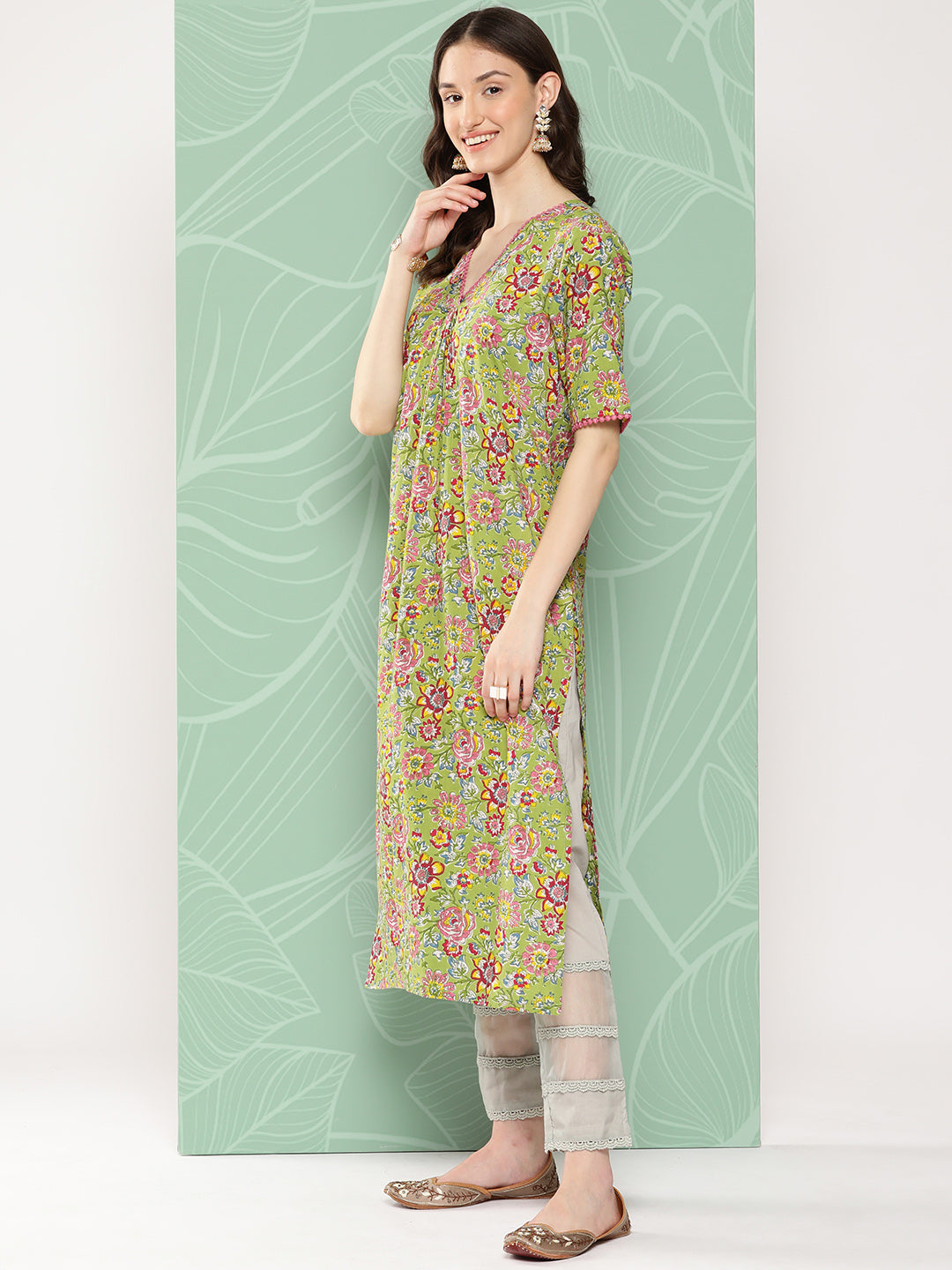 Green Cotton Floral Printed Straight Kurta