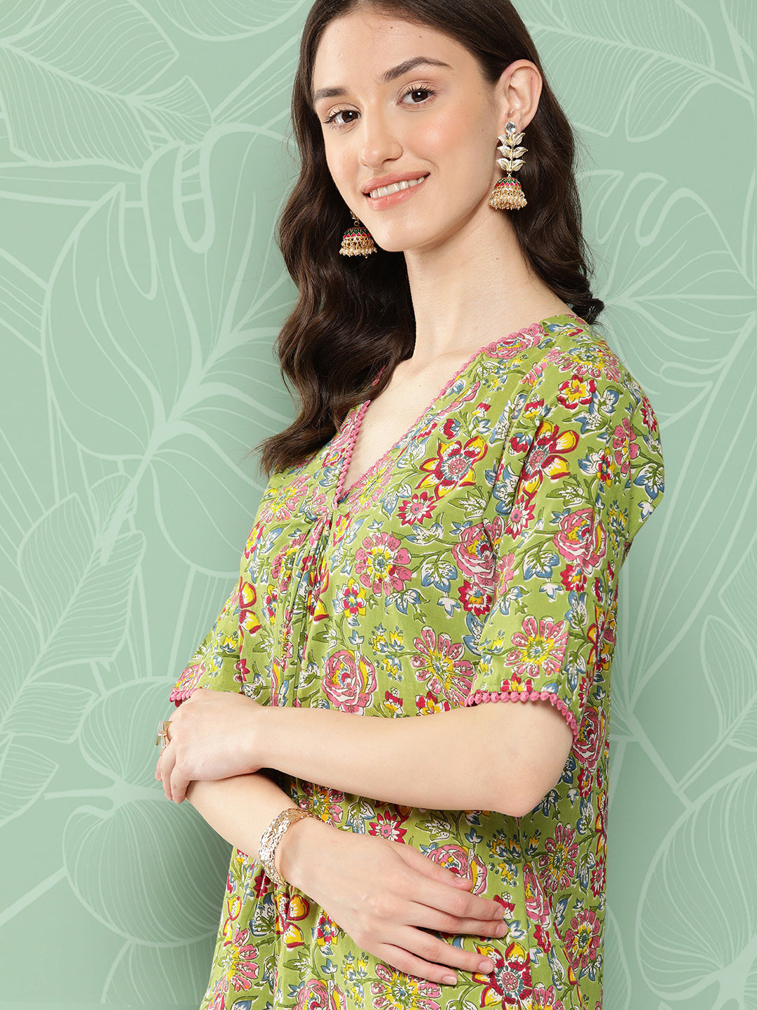 Green Cotton Floral Printed Straight Kurta