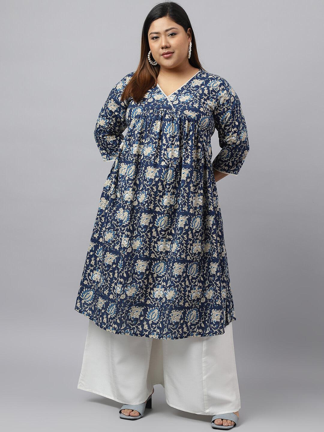 XL LOVE by Janasya Women's Plus Size Navy Blue Cotton Floral Printed Flared kurta