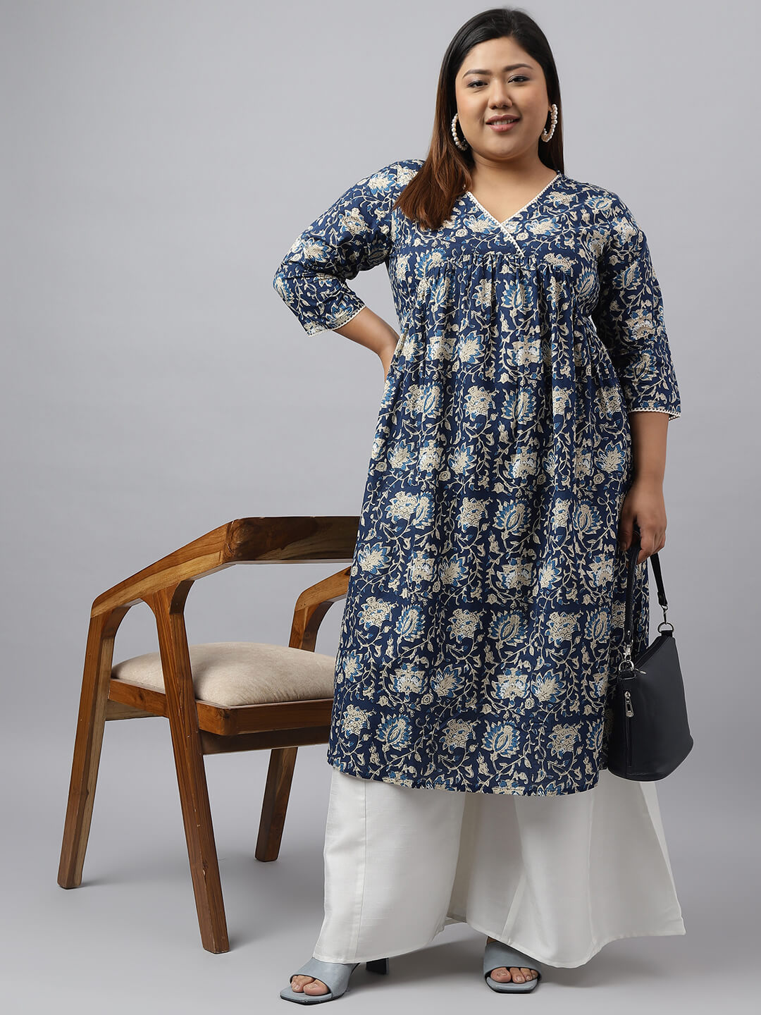 XL LOVE by Janasya Women's Plus Size Navy Blue Cotton Floral Printed Flared kurta