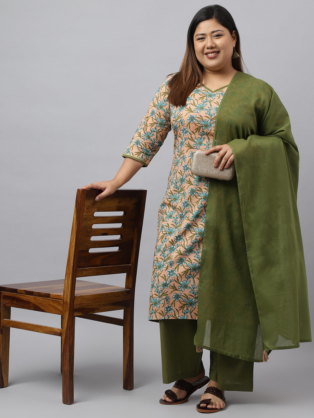 Women's Plus Size Peach Cotton Kurta With Palazzo and Dupatta