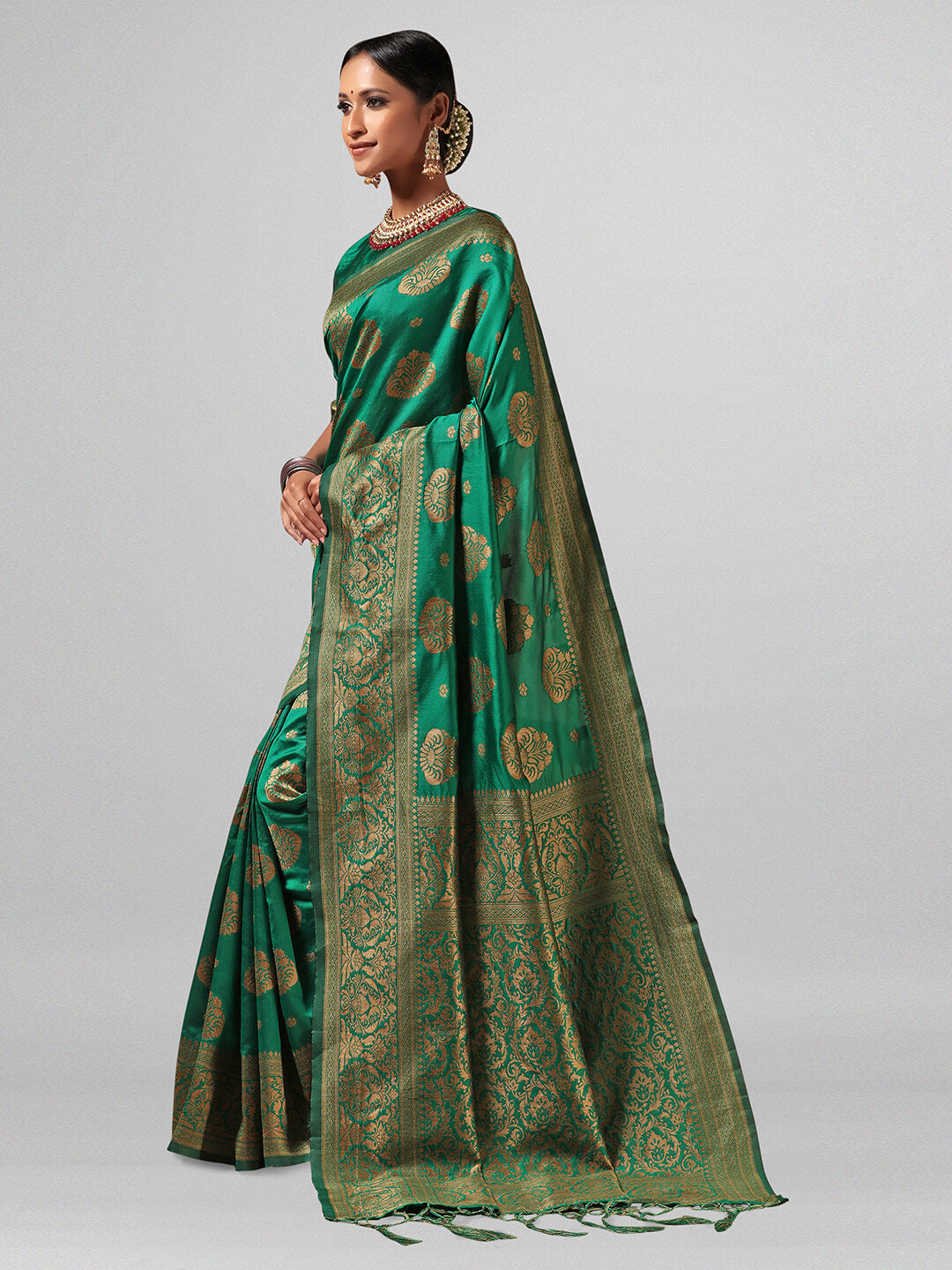 Janasya Women's Green Silk Blend Woven Design  Saree with Blouse Piece