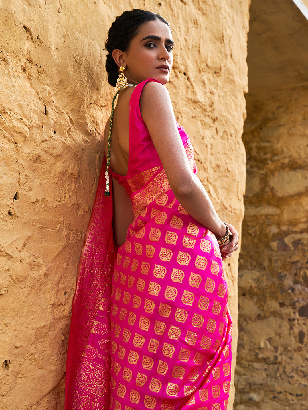 Rani Pink Banarasi Silk Ethnic Motifs Saree with Unstitched Blouse Piece