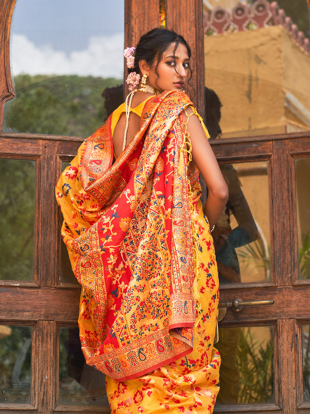 Yellow Chanderi Silk Pashmina Saree with Unstitched Blouse Piece