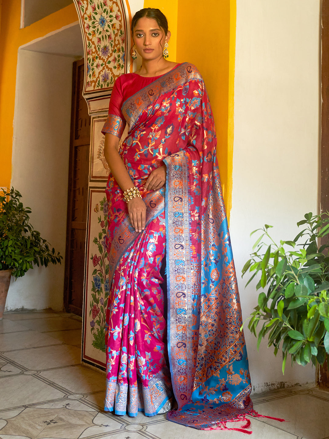 Pink Chanderi Silk Pashmina Saree with Unstitched Blouse Piece