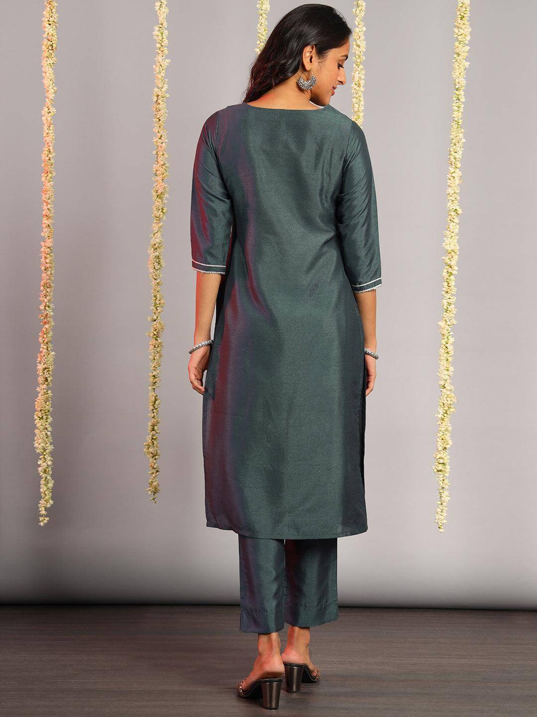 Grey Poly Silk Solid Kurta with Pant