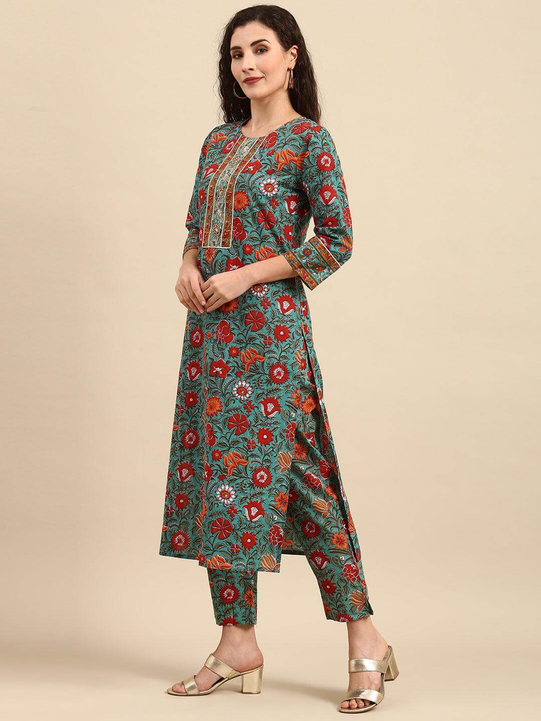 Green Cotton Embroidered Kurta with Pant and Dupatta