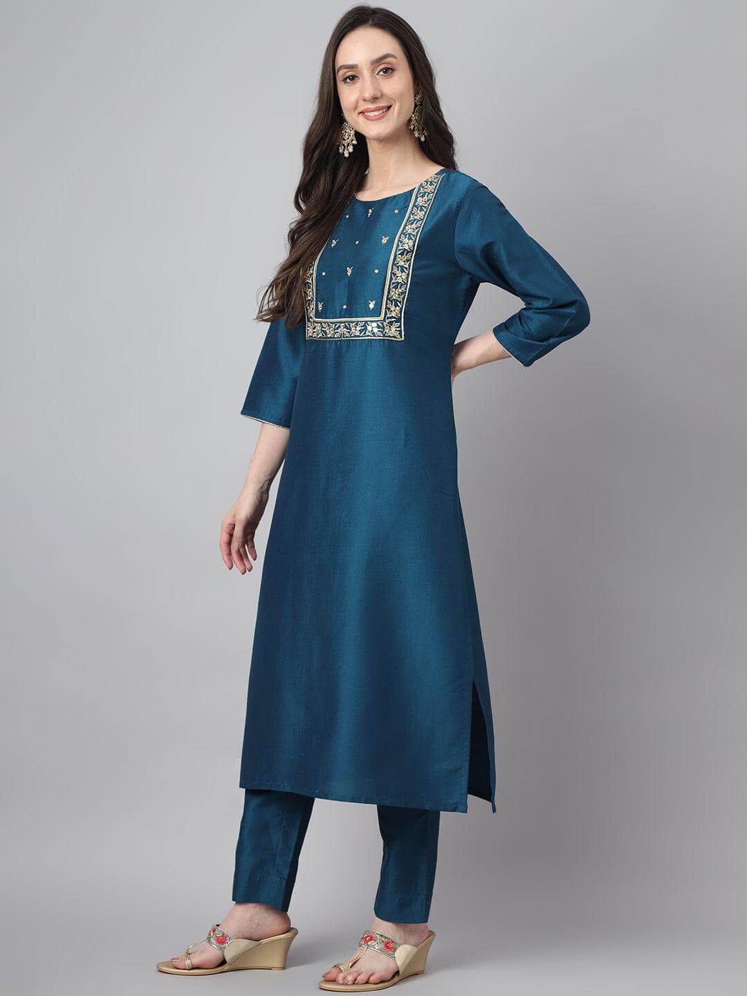 Women's Teal Chinon Solid Kurta with Pant and Dupatta