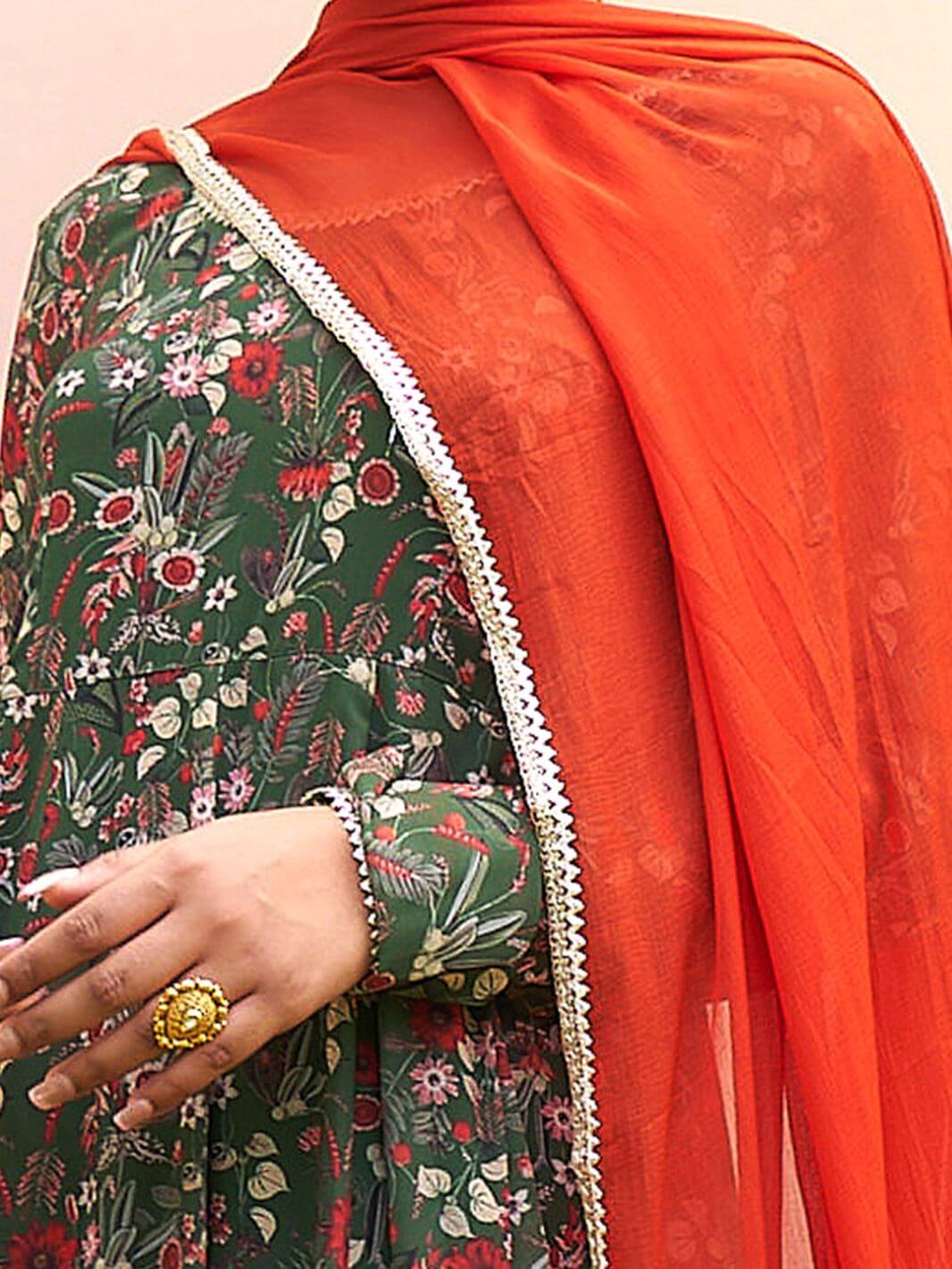 Elegant Green Floral Printed Green Kurta Set With Dupatta